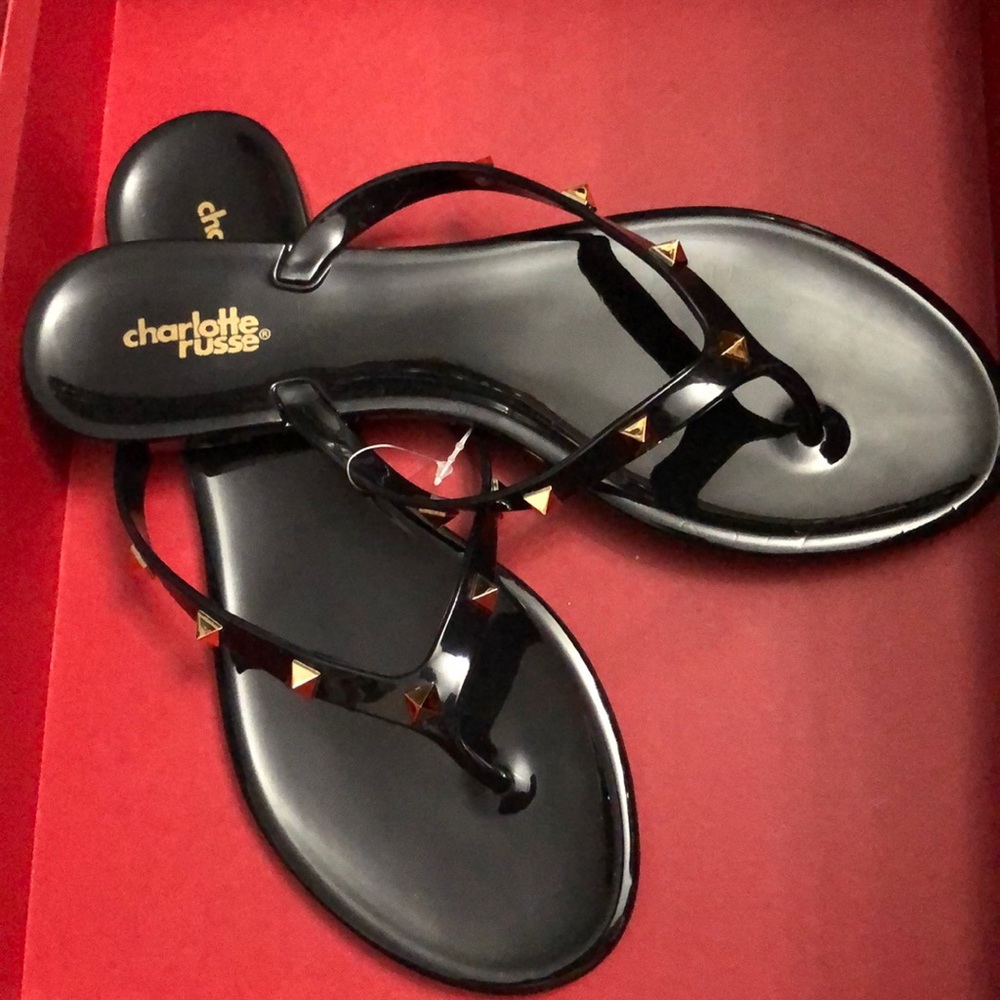 NEW CHARLOTTE RUSSE SANDALS SIZE 8